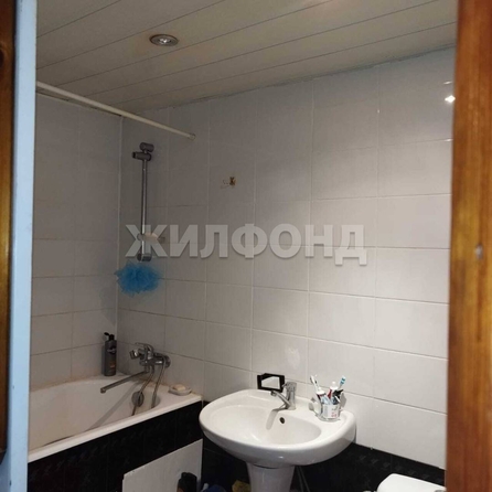 
   Продам 3-комнатную, 59.9 м², Зорге ул, 197

. Фото 2.