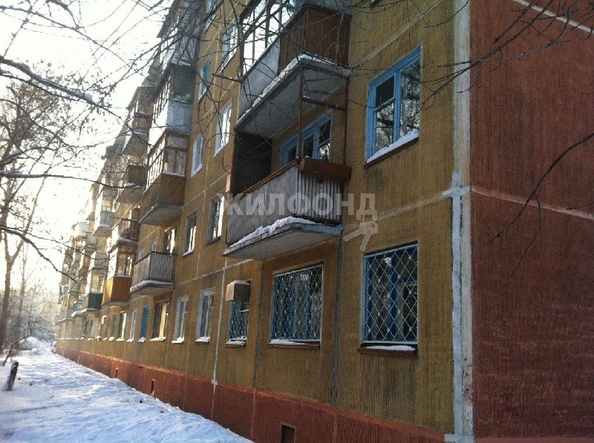 
   Продам 2-комнатную, 42.4 м², Новогодняя ул, 20

. Фото 2.