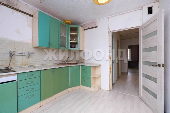 
   Продам 4-комнатную, 80.2 м², В. Высоцкого ул, 5

. Фото 7.