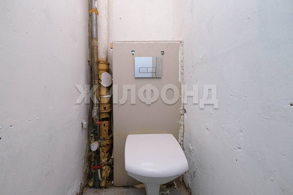 
   Продам 4-комнатную, 80.2 м², В. Высоцкого ул, 5

. Фото 14.
