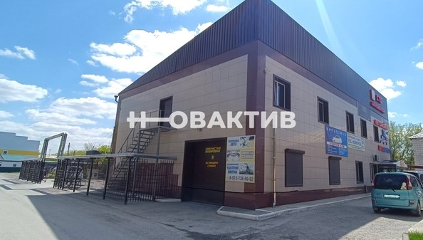 
   Продам помещение свободного назначения, 766 м², Юбилейный пр-кт, 6А

. Фото 2.