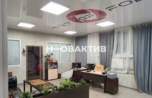 
   Продам помещение свободного назначения, 384.8 м², Крылова ул, 29

. Фото 4.