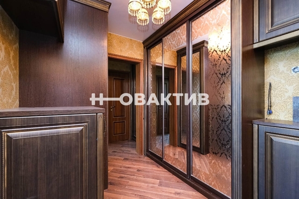 
   Продам 2-комнатную, 50 м², В. Высоцкого ул, 50/3

. Фото 17.