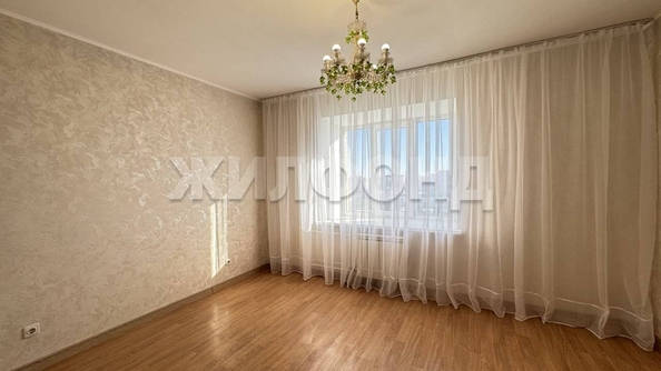 
  Продается 2-комн. квартира, 71.4 м², Никитина ул, д. 2/1
. Фото 2.