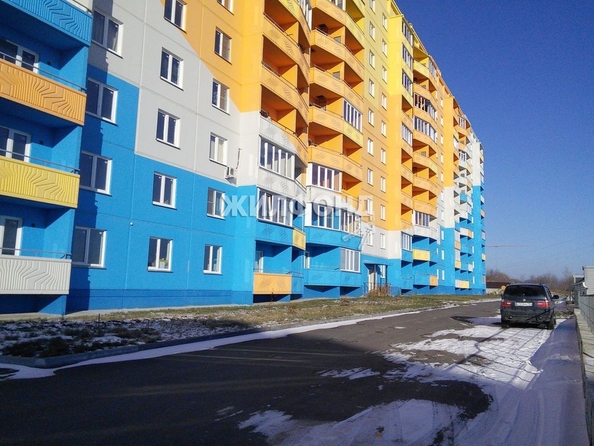 
   Продам 3-комнатную, 73.3 м², Приморская ул, 10/1

. Фото 4.