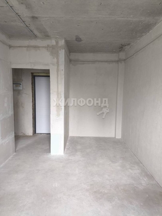 
   Продам 1-комнатную, 32.6 м², Закаменский мкр, 16

. Фото 3.