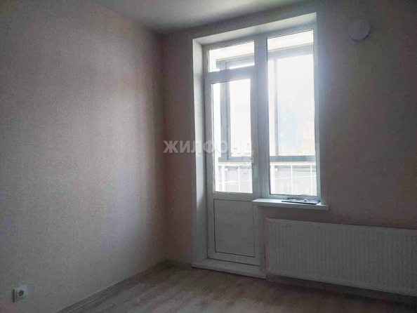 
   Продам 3-комнатную, 60.3 м², Петухова ул, 162

. Фото 5.