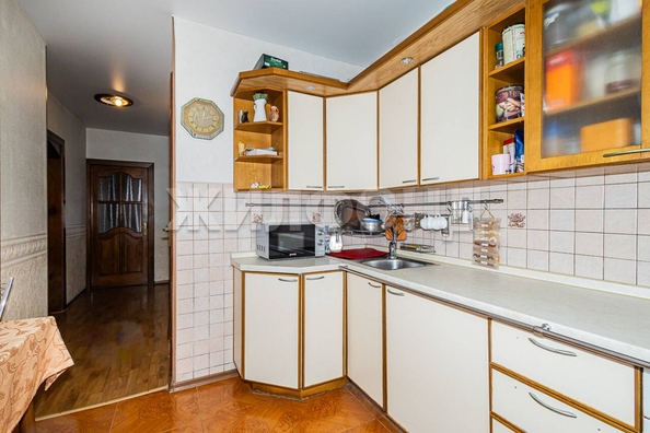 
   Продам 4-комнатную, 77.3 м², В. Высоцкого ул, 13

. Фото 15.