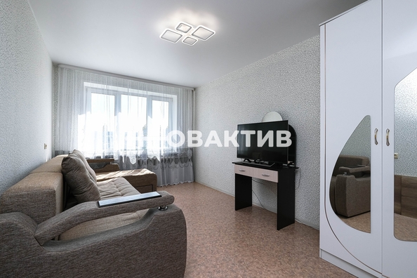 
   Продам 3-комнатную, 68.3 м², Троллейная ул, 71

. Фото 11.