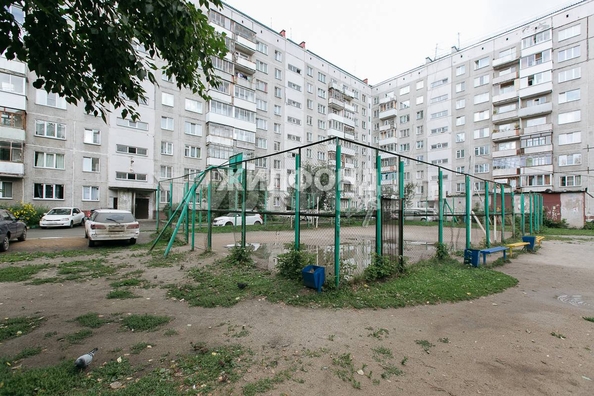 
   Продам 3-комнатную, 59.8 м², Гусинобродское ш, 11

. Фото 10.