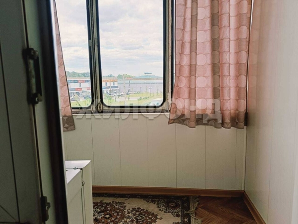 
   Продам 4-комнатную, 66.9 м², ЖКО Аэропорта ул, 25

. Фото 4.