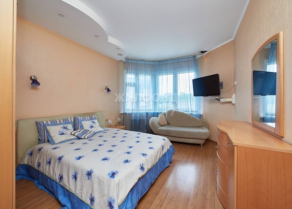 
   Продам 4-комнатную, 130.1 м², Дачная ул, 21/2

. Фото 3.