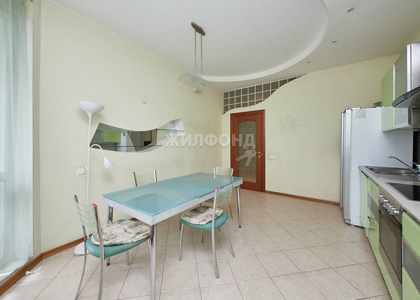 
   Продам 4-комнатную, 130.1 м², Дачная ул, 21/2

. Фото 13.