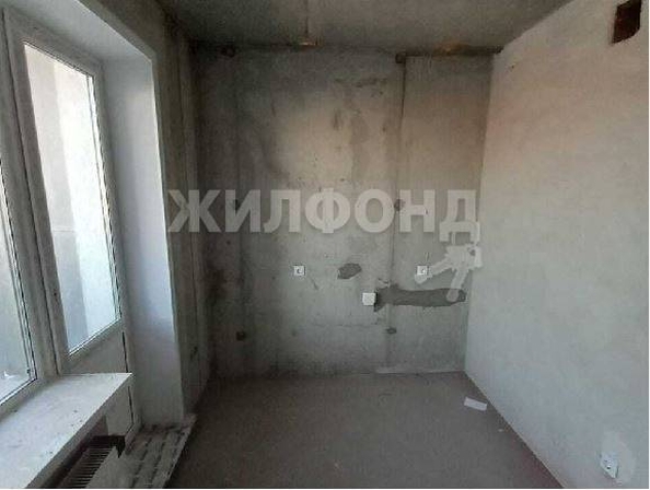 
   Продам 2-комнатную, 47 м², Беловежская ул, 50

. Фото 2.