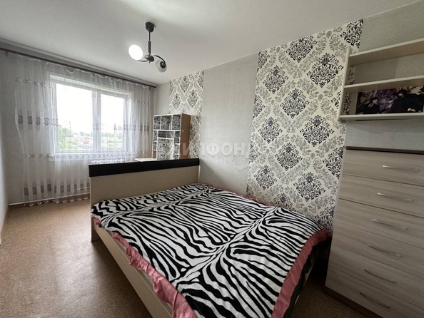 
   Продам 3-комнатную, 58 м², Есенина ул, 65

. Фото 3.