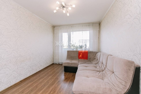 
   Продам 3-комнатную, 58.9 м², Дуси Ковальчук ул, 16

. Фото 3.