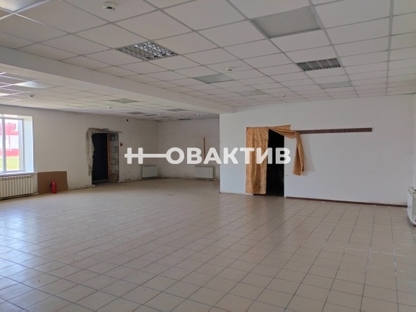 
   Сдам помещение свободного назначения, 443 м², Октябрьская ул, 8

. Фото 9.