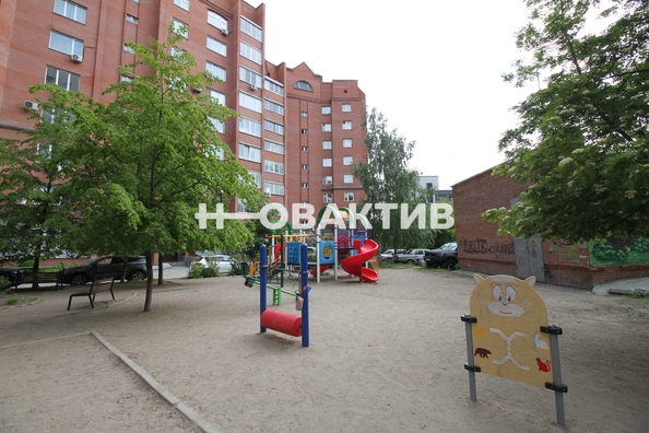 
   Продам 3-комнатную, 85.1 м², Семьи Шамшиных ул, 4

. Фото 27.