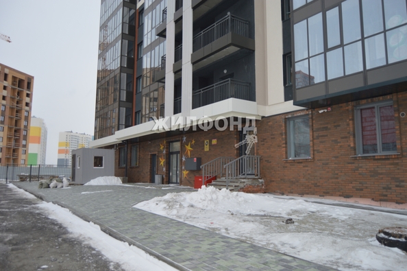 
   Продам 2-комнатную, 60 м², Ясный Берег ул, 16

. Фото 18.