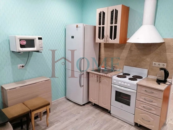 
  Сдам посуточно в аренду 1-комнатную квартиру, 28 м², Новосибирск

. Фото 1.