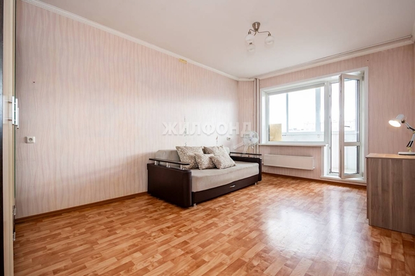 
   Продам 1-комнатную, 37.3 м², Гребенщикова ул, 12/1

. Фото 6.