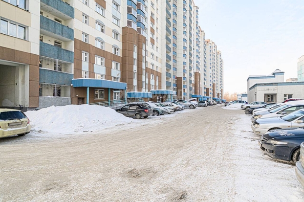 
   Продам 2-комнатную, 52.5 м², Рябиновая ул, 10/1

. Фото 8.