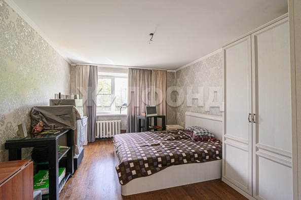 
   Продам 2-комнатную, 49.4 м², Героев Труда ул, 20

. Фото 4.