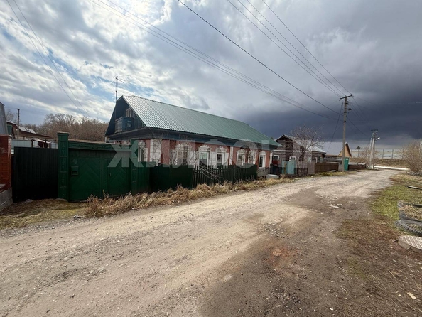 
   Продам дом, 54.4 м², Новосибирск

. Фото 5.