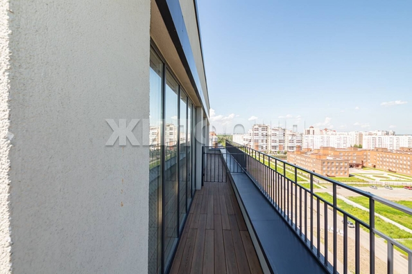 
   Продам 3-комнатную, 166 м², 3-й микрорайон, 1

. Фото 16.