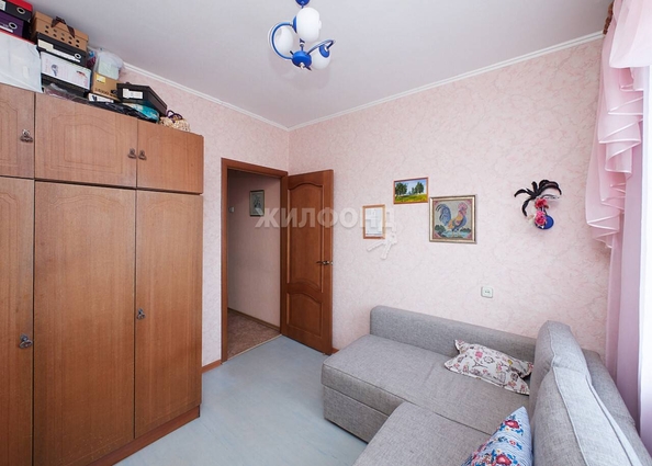 
   Продам 3-комнатную, 61.3 м², Лазурная ул, 14

. Фото 14.