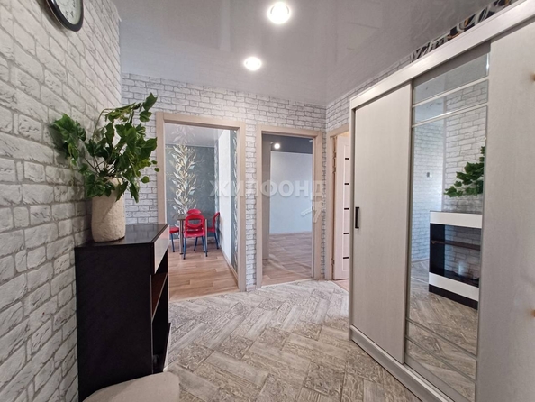 
   Продам 3-комнатную, 63.4 м², Кошурникова ул, 13/1

. Фото 1.