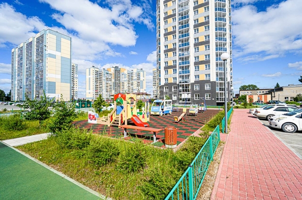 
   Продам 2-комнатную, 55.6 м², Междуреченская ул, 3

. Фото 26.