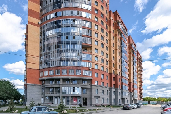 
   Продам 2-комнатную, 65.55 м², Есенина ул, 67

. Фото 6.