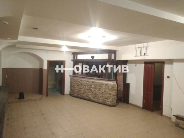 
   Продам помещение свободного назначения, 139.9 м², Дзержинского пр-кт, 6

. Фото 3.