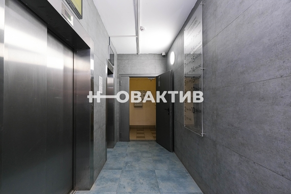 
   Продам 1-комнатную, 36 м², Ясный Берег ул, 6

. Фото 20.