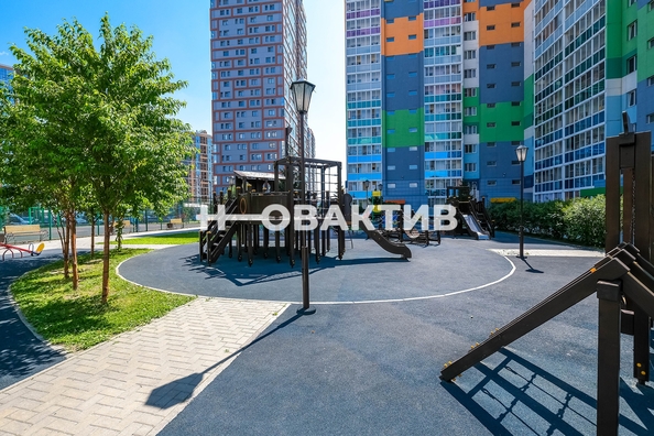 
   Продам 1-комнатную, 36 м², Ясный Берег ул, 6

. Фото 24.