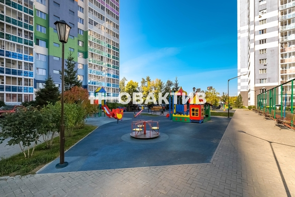 
   Продам 1-комнатную, 36 м², Ясный Берег ул, 6

. Фото 40.