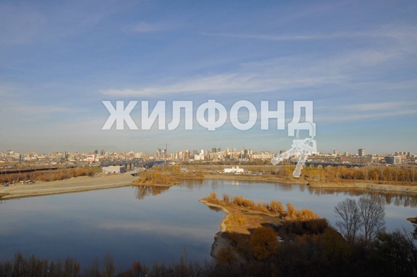 
   Продам 3-комнатную, 90.6 м², Стартовая ул, 1

. Фото 52.