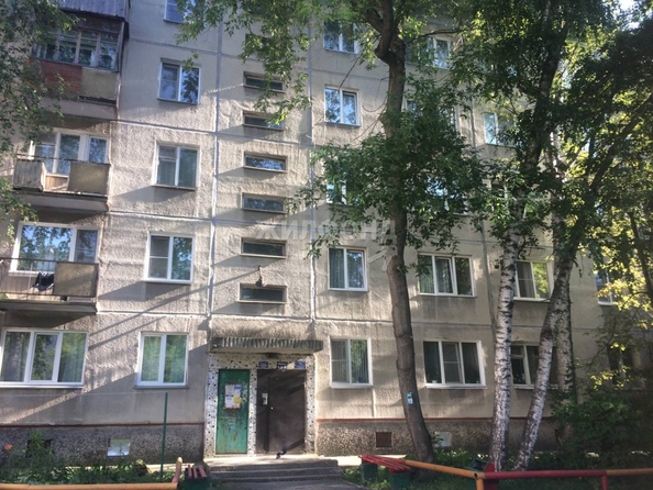 
   Продам 3-комнатную, 57.4 м², Крылова ул, 89

. Фото 23.