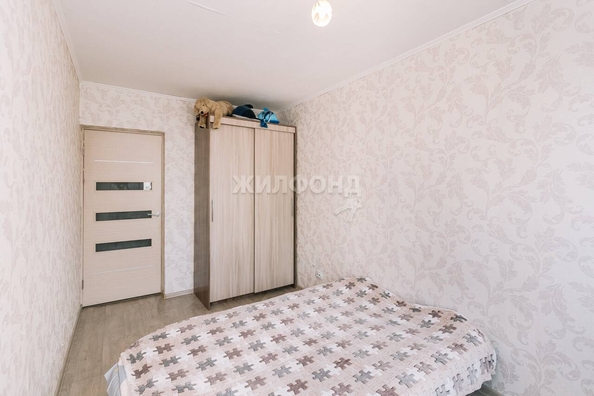 
   Продам 2-комнатную, 43 м², Есенина ул, 35

. Фото 11.