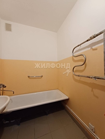 
   Продам 2-комнатную, 45 м², Добролюбова ул, 231

. Фото 13.