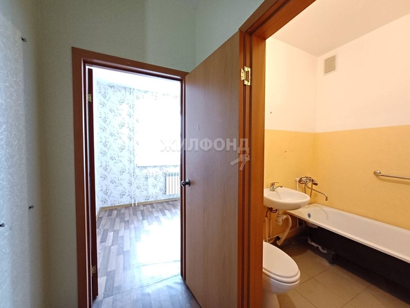 
   Продам 2-комнатную, 45 м², Добролюбова ул, 231

. Фото 21.