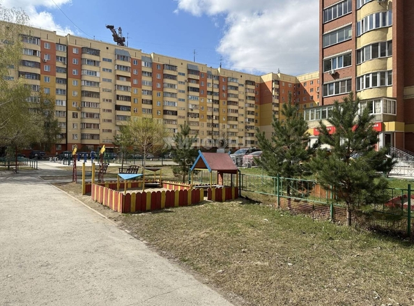 
   Продам 4-комнатную, 76.4 м², Плахотного ул, 74

. Фото 20.