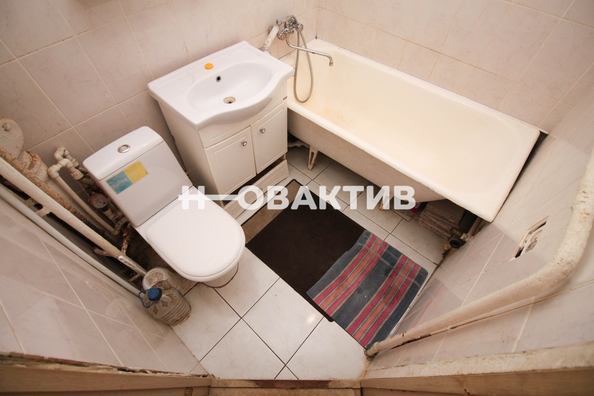 
   Продам 1-комнатную, 28.9 м², Полтавская ул, 37

. Фото 8.