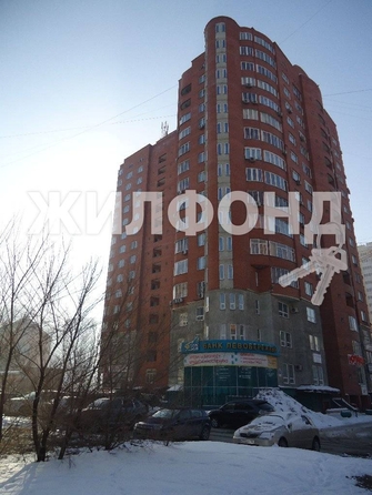 
   Продам 3-комнатную, 109.4 м², Дуси Ковальчук ул, 252

. Фото 4.