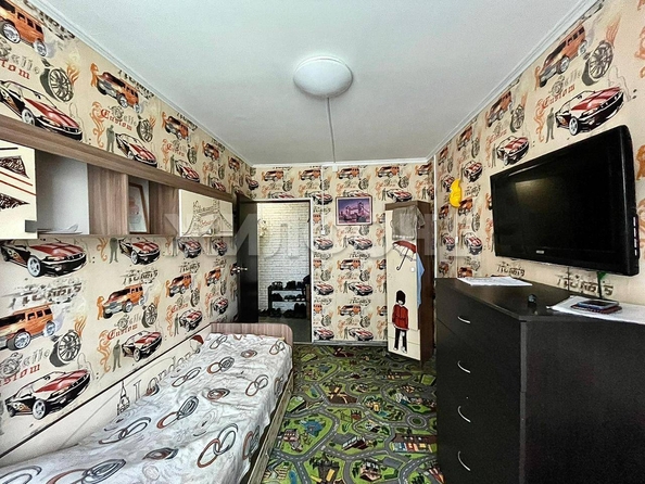 
   Продам 4-комнатную, 69.9 м², Невельского ул, 85

. Фото 5.