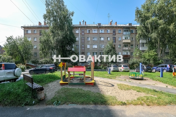 
   Продам 3-комнатную, 57.7 м², Блюхера ул, 37

. Фото 30.