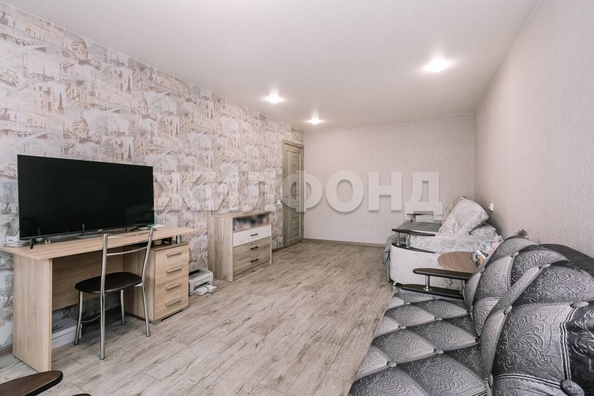 
   Продам 1-комнатную, 35.1 м², Добролюбова ул, 154/1

. Фото 8.