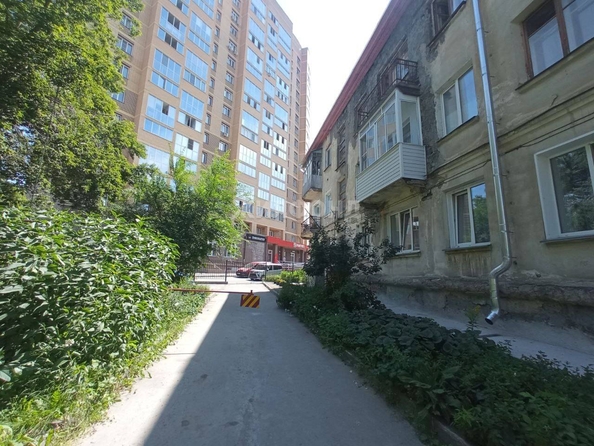 
   Продам 2-комнатную, 40.2 м², Залесского ул, 8

. Фото 15.