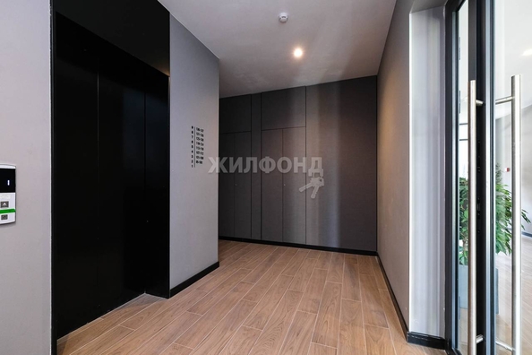 
   Продам 3-комнатную, 153.1 м², 3-й микрорайон, 2

. Фото 20.